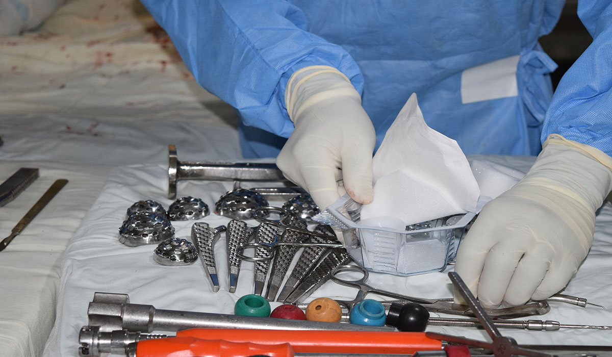 En cours : Campagne de remplacement des articulations Ã  lâ€™HÃ´pital HEAL Africa de Goma