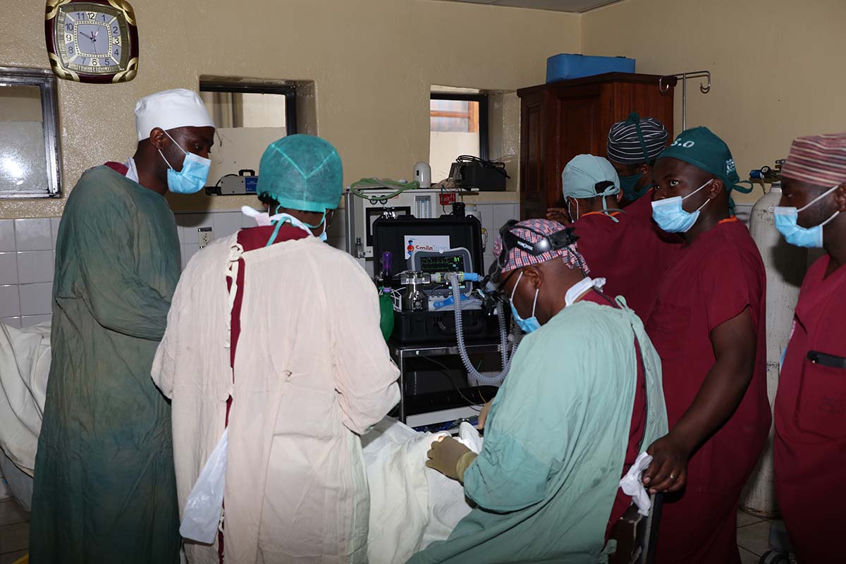 Donation de Smile Train Ã  HEAL Africa : la sÃ©curitÃ© du malade passe en premier