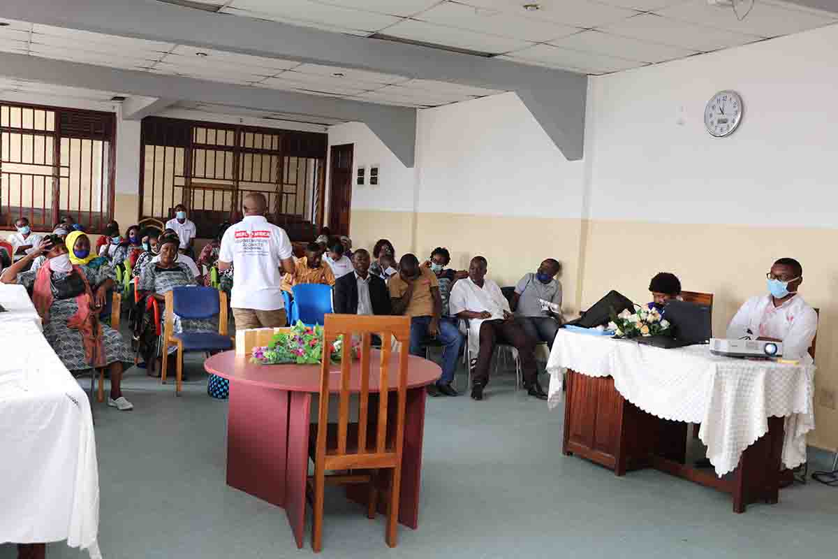 HEAL Africa, JournÃ©e Mondiale du DiabÃ¨te : apprendre Ã  contrÃ´ler sa maladie