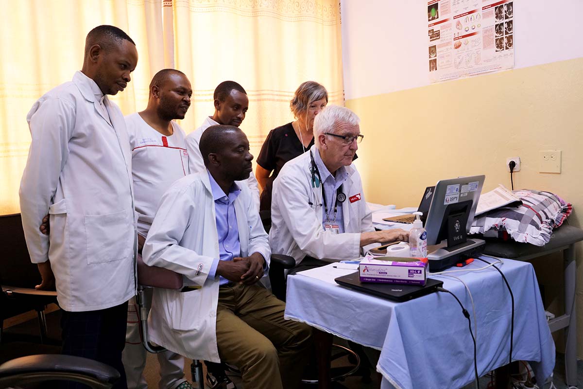 HEAL Africa : Un fructueux Ã©change dâ€™expÃ©riences entre mÃ©decins et infirmiers Australiens et le personnel soignant de Goma