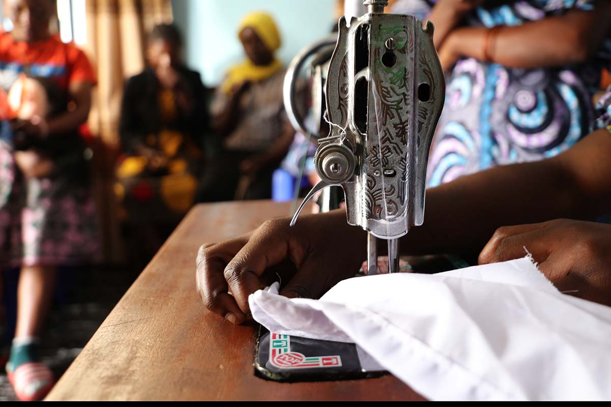 Renforcer la résilience des femmes face aux retombées des conflits armés par l’apprentissage des métiers