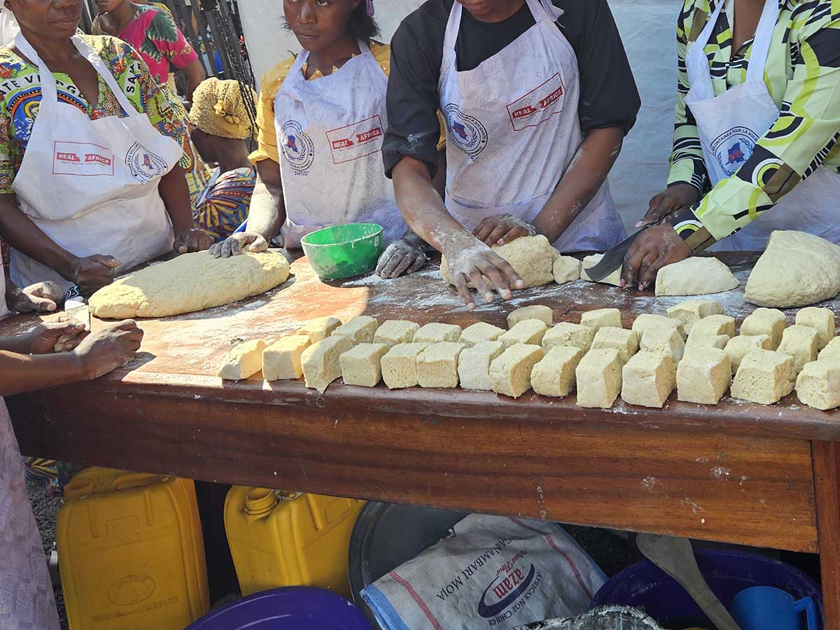 Reconstruire des vies pour rebâtir des communautés
