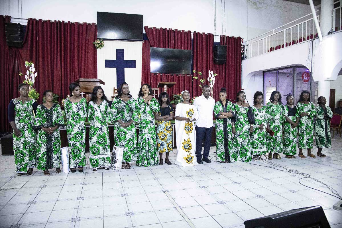 « LES ARTS QUI GUERISSENT », HEAL Africa : seize filles et femmes formées à la coupe et couture à Goma