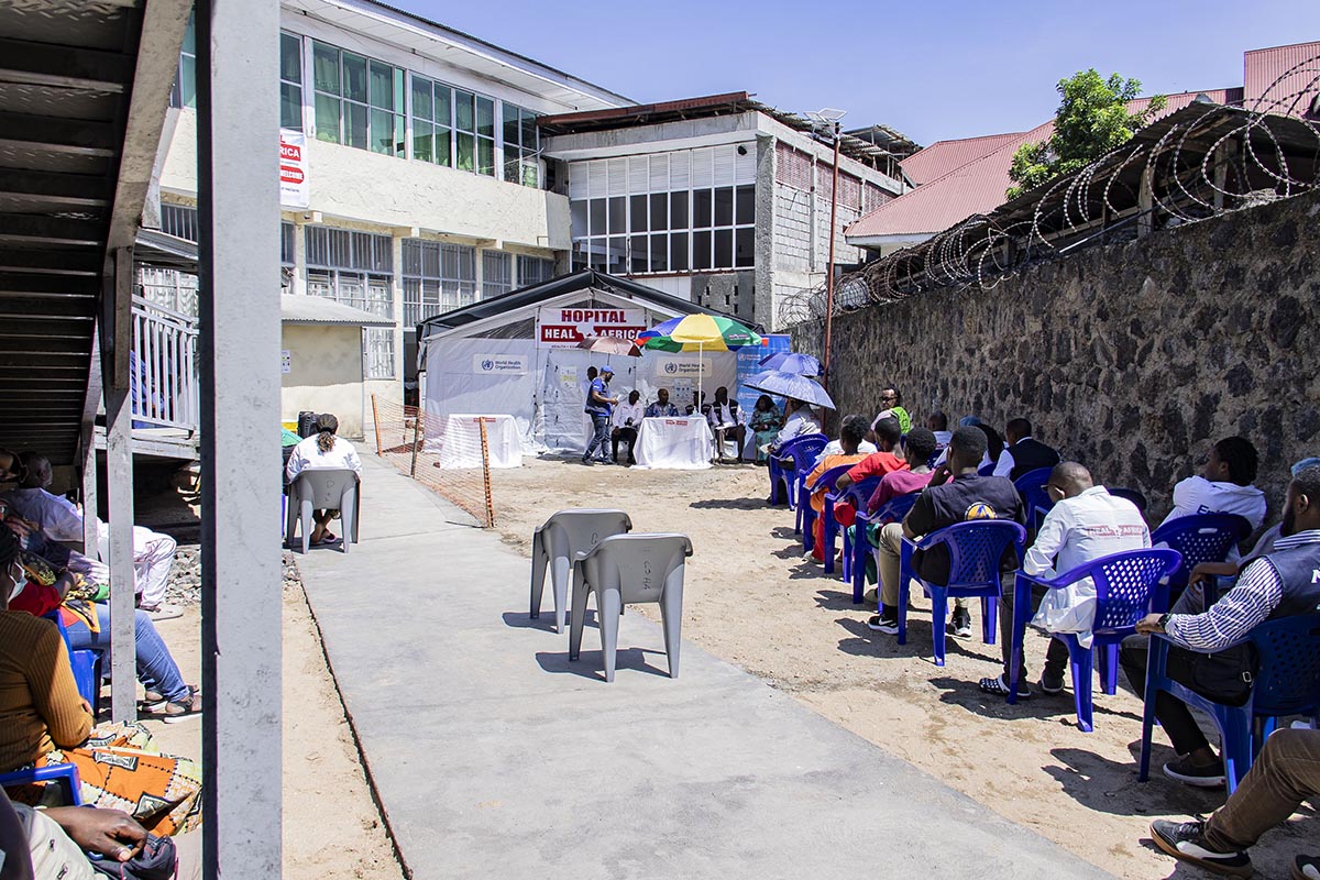 Goma, hôpital HEAL Africa : la guérison d’une patiente d’Ebola, une victoire pour les équipes de riposte