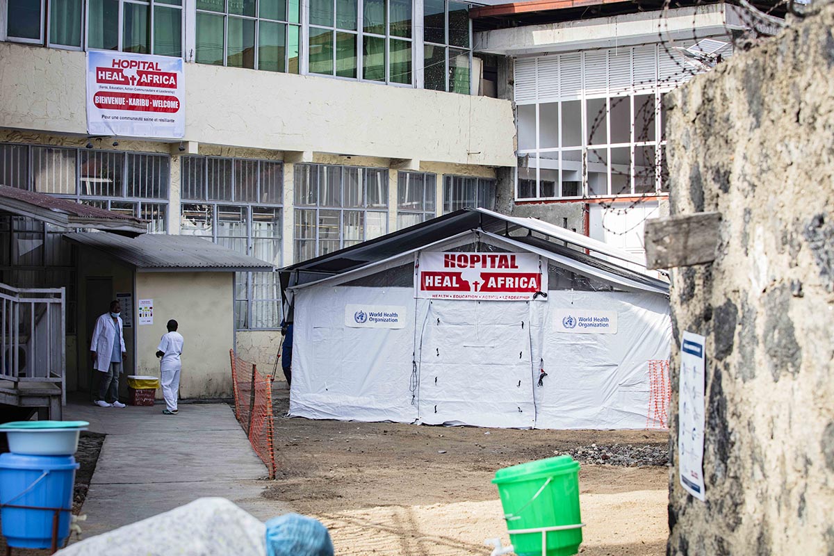 Goma, hôpital HEAL Africa : la guérison d’une patiente d’Ebola, une victoire pour les équipes de riposte