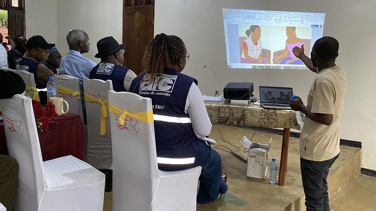 Chantier routier Butembo-Kanyabayonga : les anciens cadres et ouvriers du PACT recyclés sur la prévention des VBG, des EAS et du HS