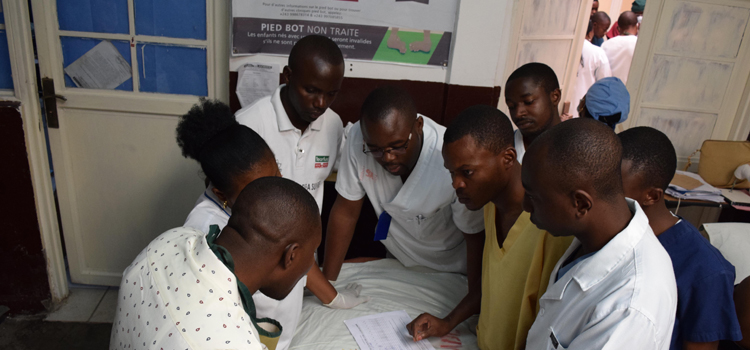 Avant les séances pratiques 2 - Cascade HEAL Africa