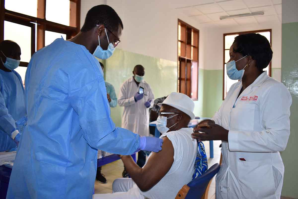 Goma: Lancement de la campagne de vaccination contre la Covid-19 à HEAL Africa